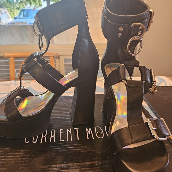 Midnight Mood Buckle Platform Heels - Picture 4 of 13